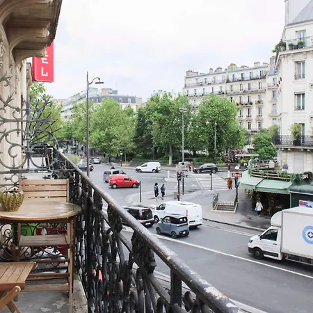 Charming With Balcony In 11 Apartmán